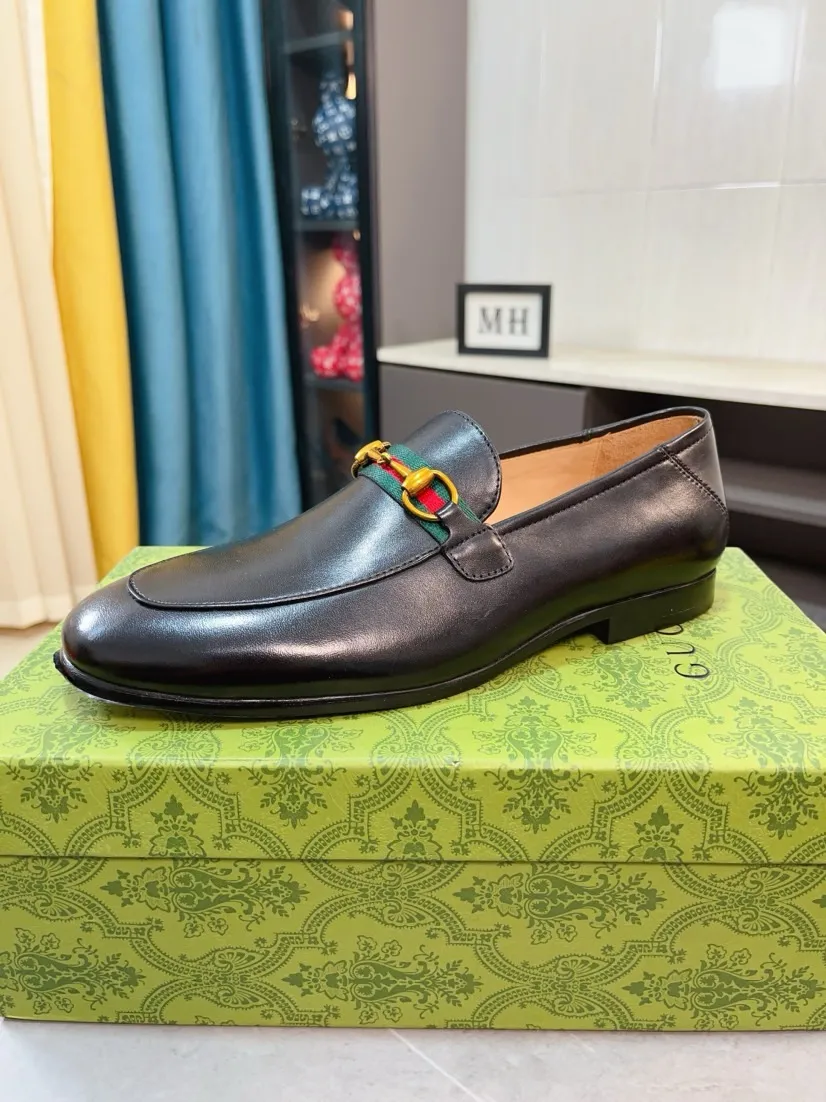 Men's shoes 💰500🌹🌹【GUCCI】The most popular classic Gucci leather shoes. Synchronized with the official website, the upper is made of Italian first-layer cowhide ➕cowhide lining, with unique brand and unique craftsmanship. Highlighting the hot style of the new year. Stop hesitating, stop wandering, get it now. Number: 38--44